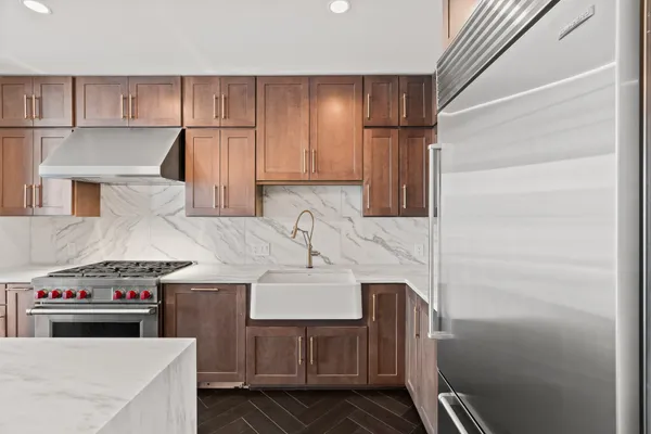 $7,000 | 1616 West End Avenue, Unit 2703, Nashville, TN 37203