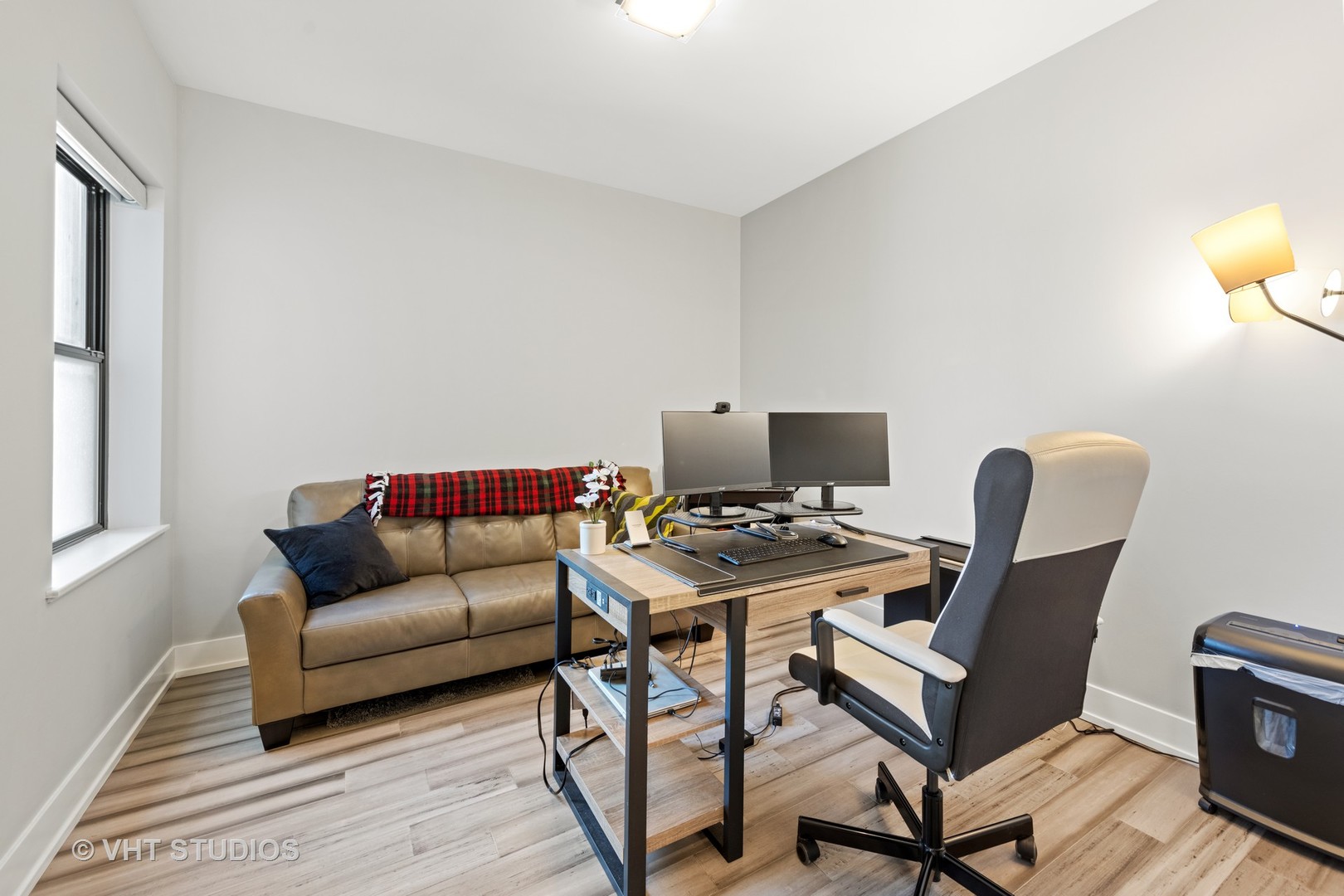 1018 North Larrabee Street, Unit 5N Chicago, IL 60610 - Photo 21 of 27