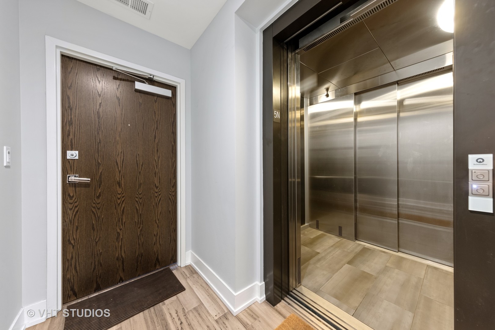 1018 North Larrabee Street, Unit 5N Chicago, IL 60610 - Photo 23 of 27