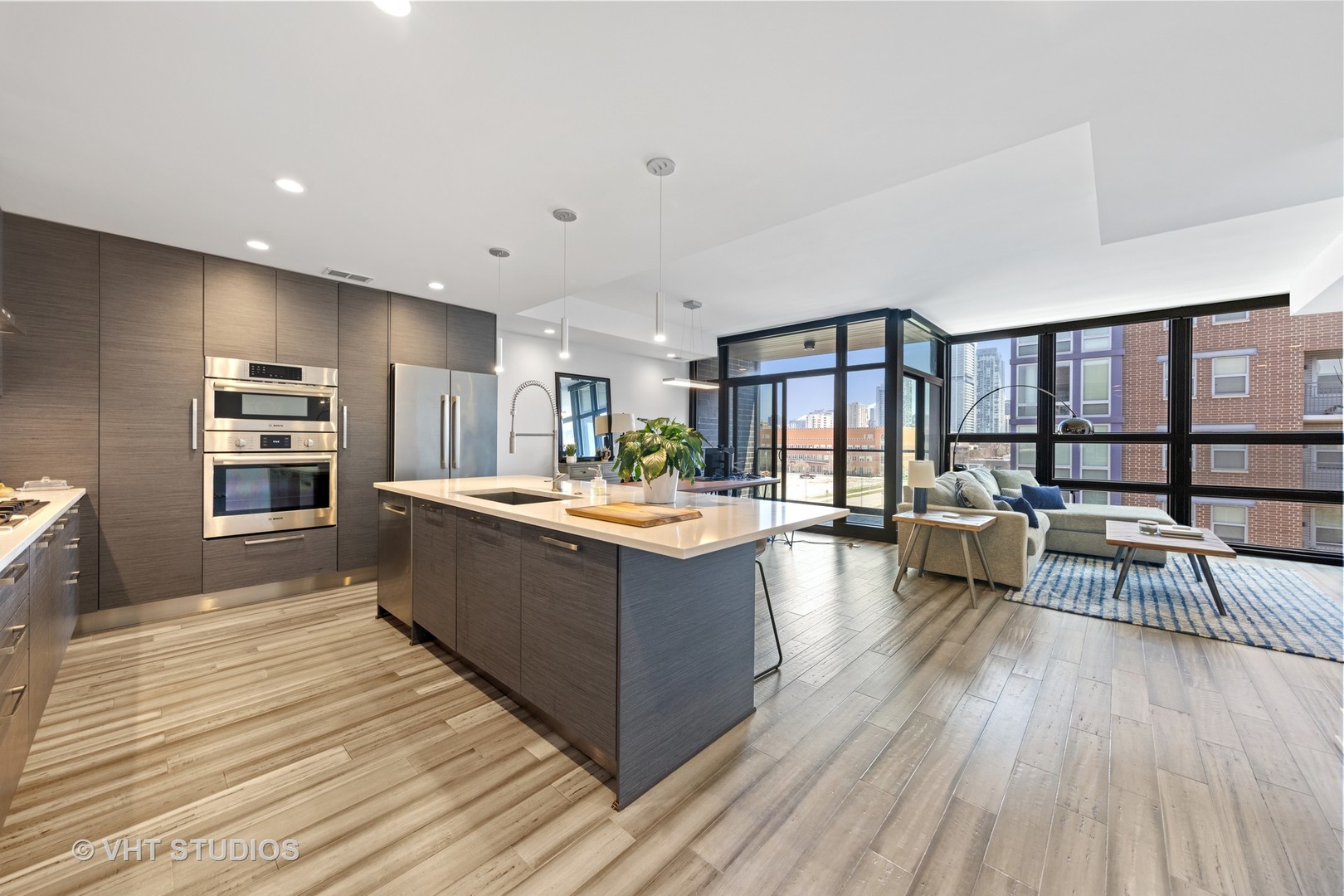 1018 North Larrabee Street, Unit 5N Chicago, IL 60610 - Photo 3 of 27