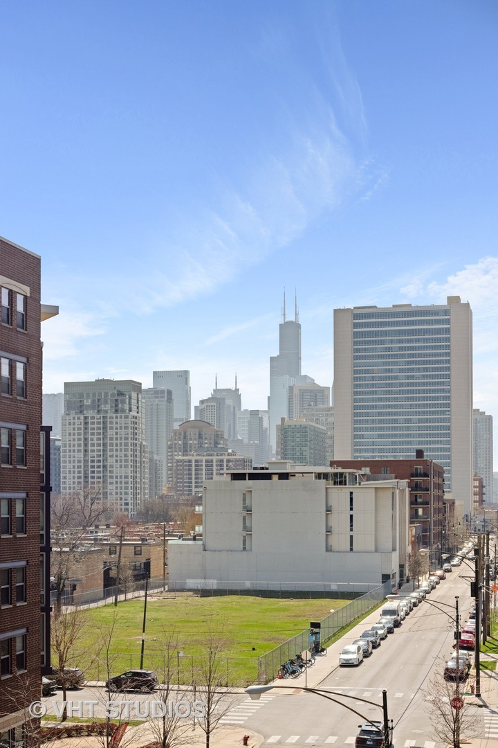 1018 North Larrabee Street, Unit 5N Chicago, IL 60610 - Photo 6 of 27