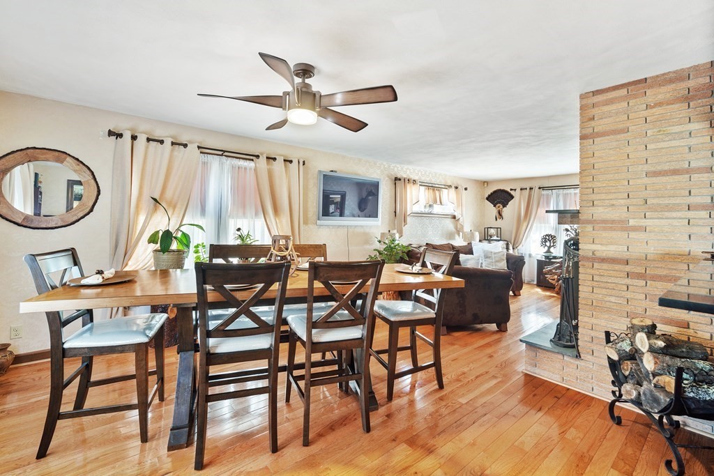 49 Ionia Street Springfield, MA 01109 - Photo 6 of 31 Gallery Image 6