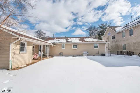 $450,000 | 121 Harrison Road, Parsippany, NJ 07054