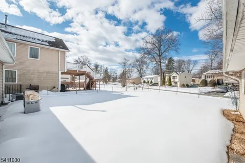 $450,000 | 121 Harrison Road, Parsippany, NJ 07054