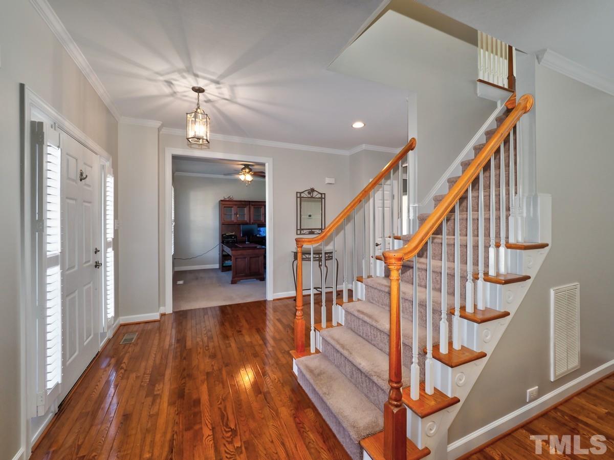 4501 Fairview Ridge Lane Apex, NC 27539 - Photo 4 of 30 Hardwood floors