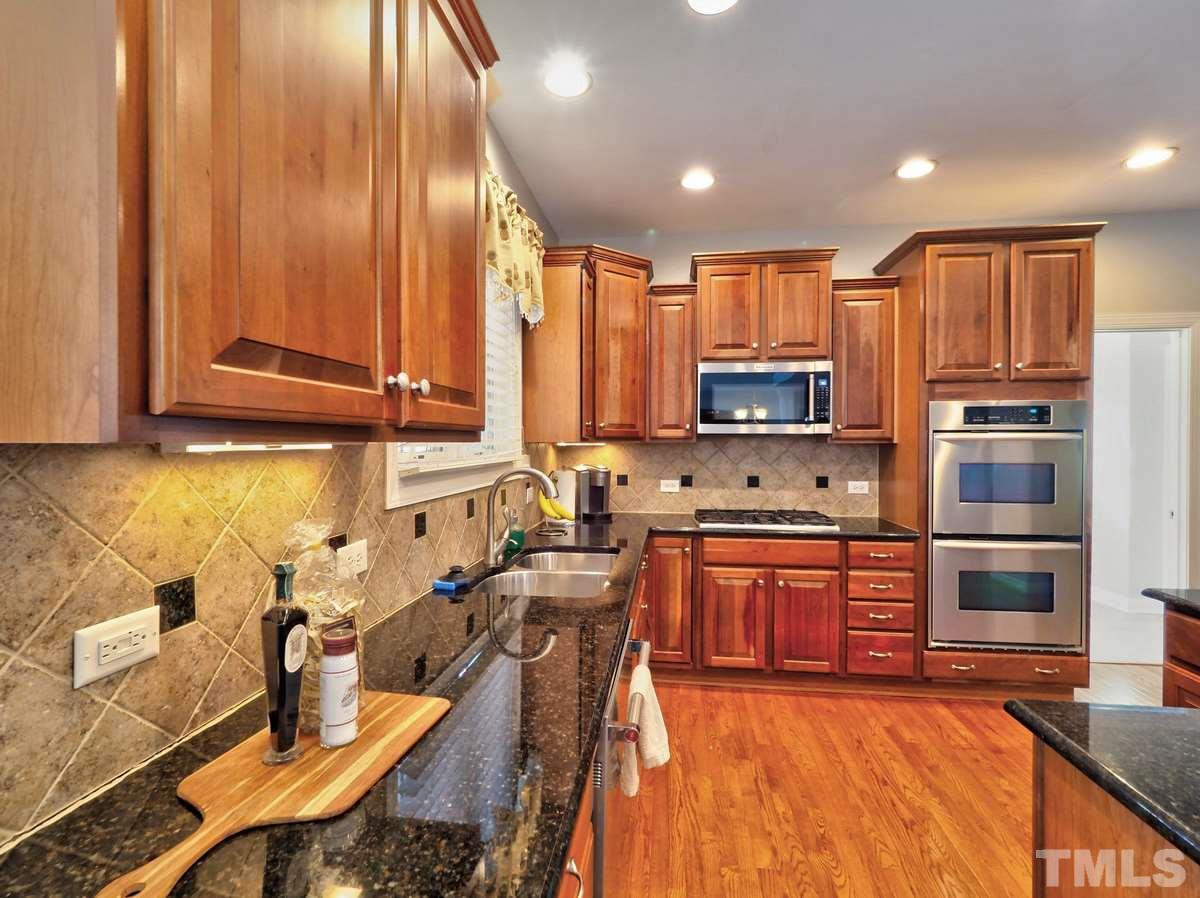4501 Fairview Ridge Lane Apex, NC 27539 - Photo 10 of 30 Gallery Image 10