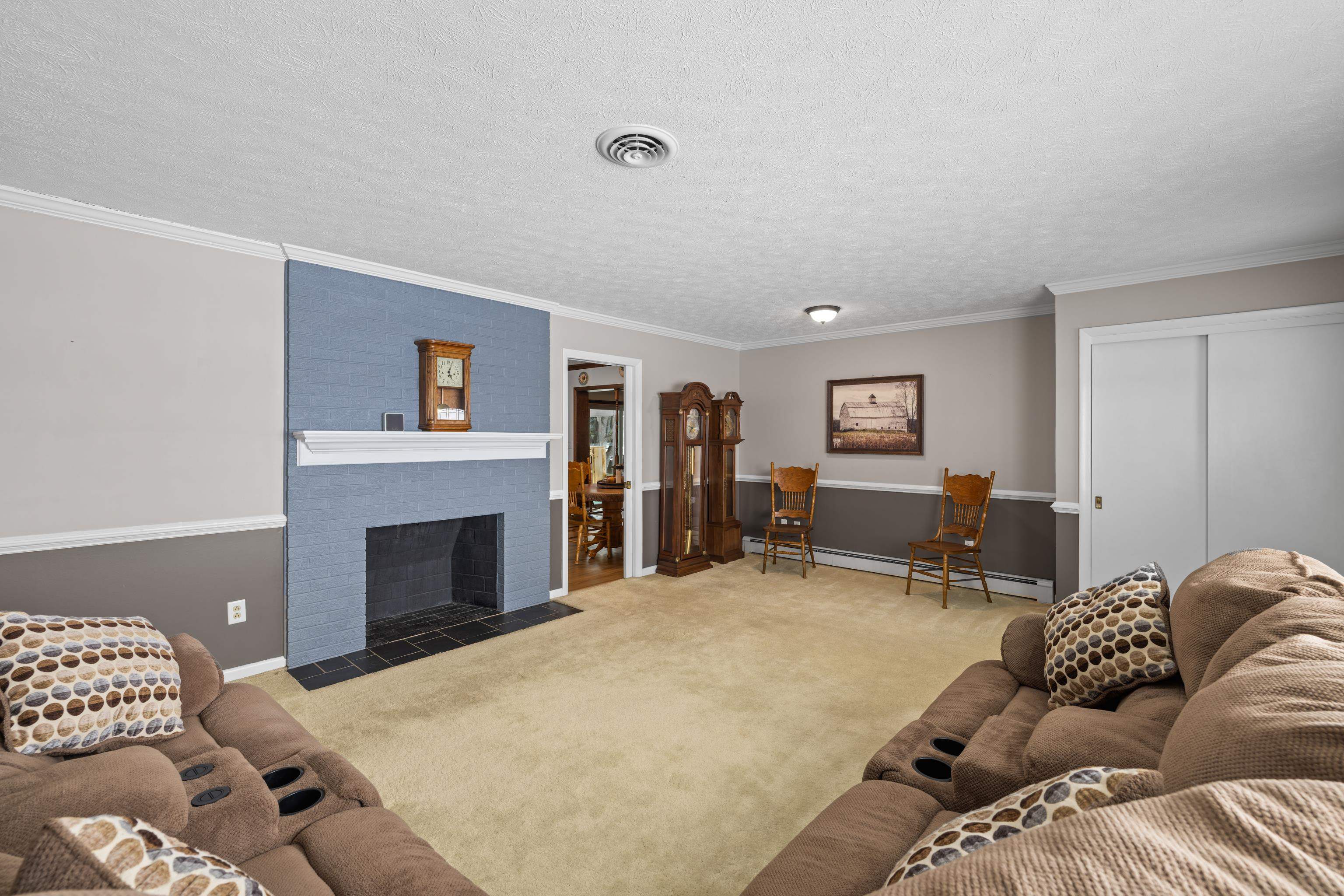 1034 Ladd Road Waynesboro, VA 22980 - Photo 13 of 74 Gallery Image 13