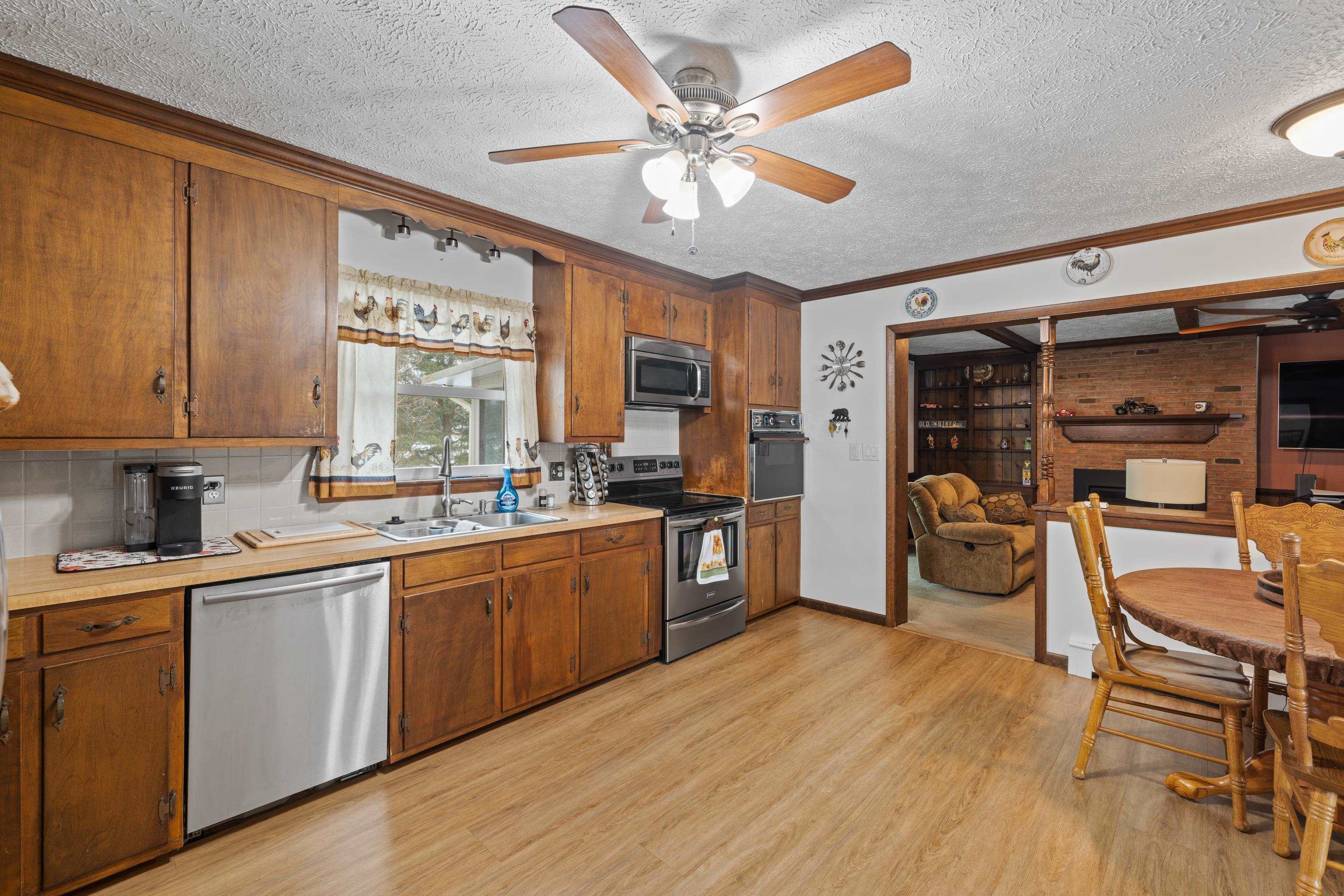 1034 Ladd Road Waynesboro, VA 22980 - Photo 16 of 74 Gallery Image 16