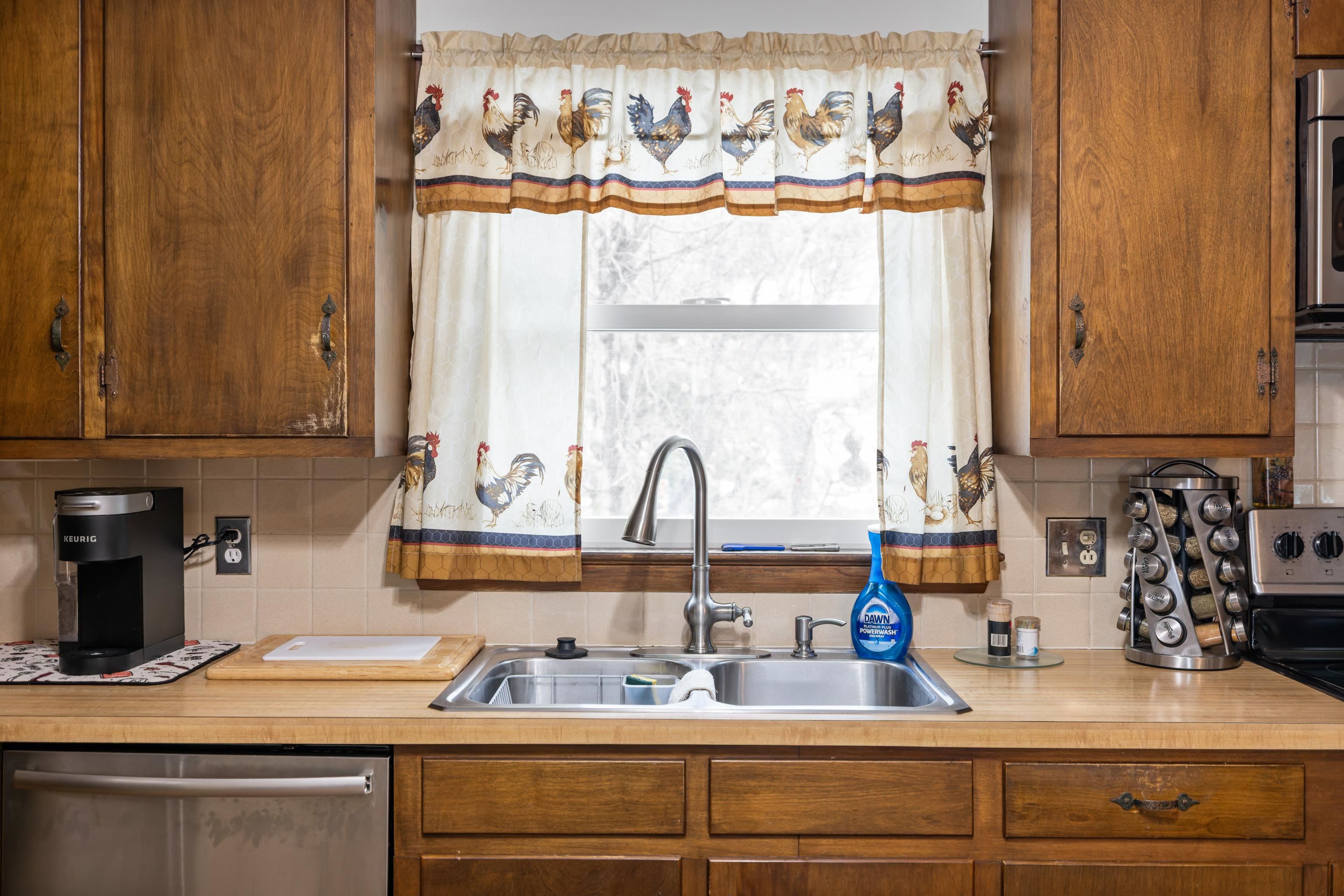 1034 Ladd Road Waynesboro, VA 22980 - Photo 18 of 74 Gallery Image 18