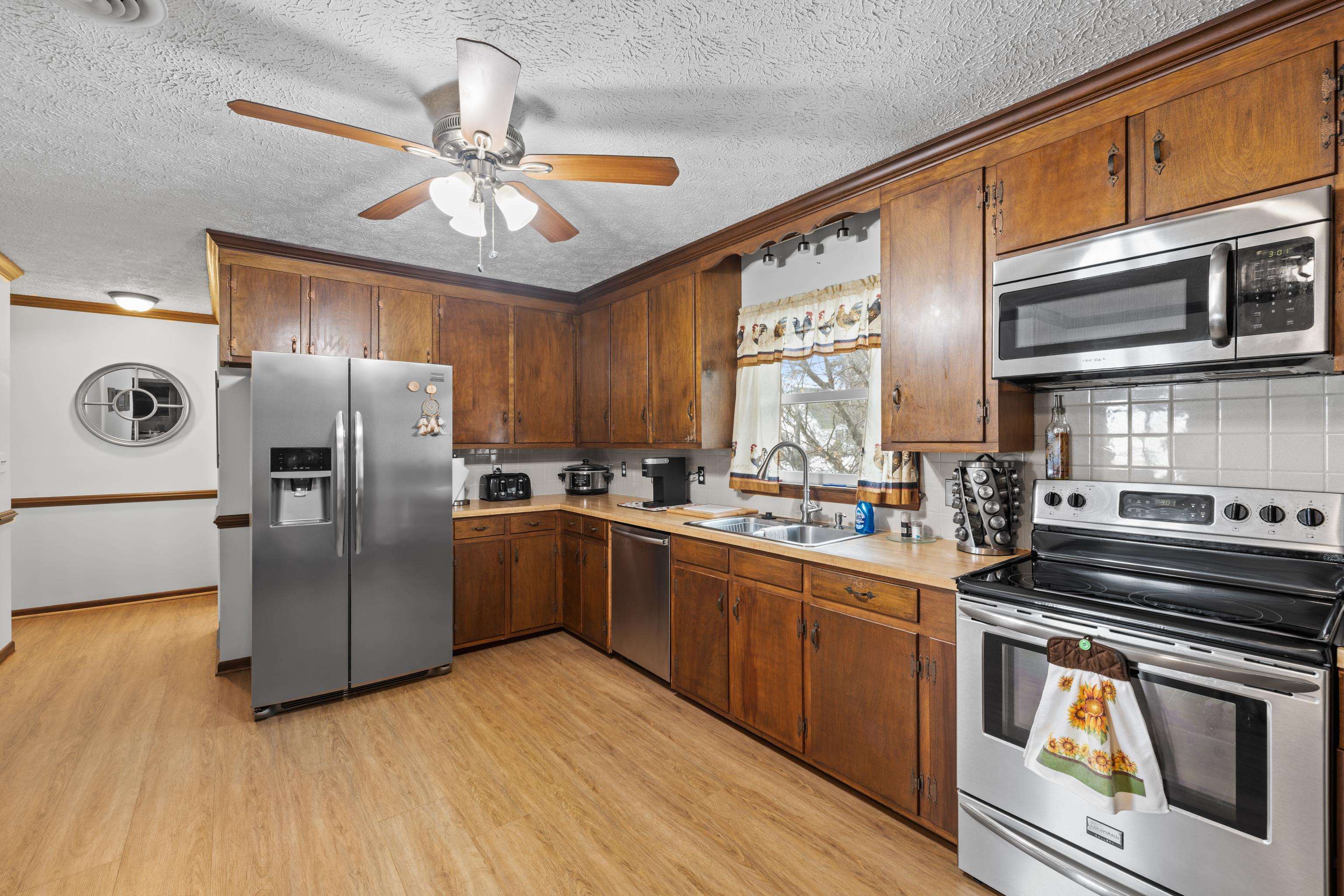 1034 Ladd Road Waynesboro, VA 22980 - Photo 20 of 74 Gallery Image 20