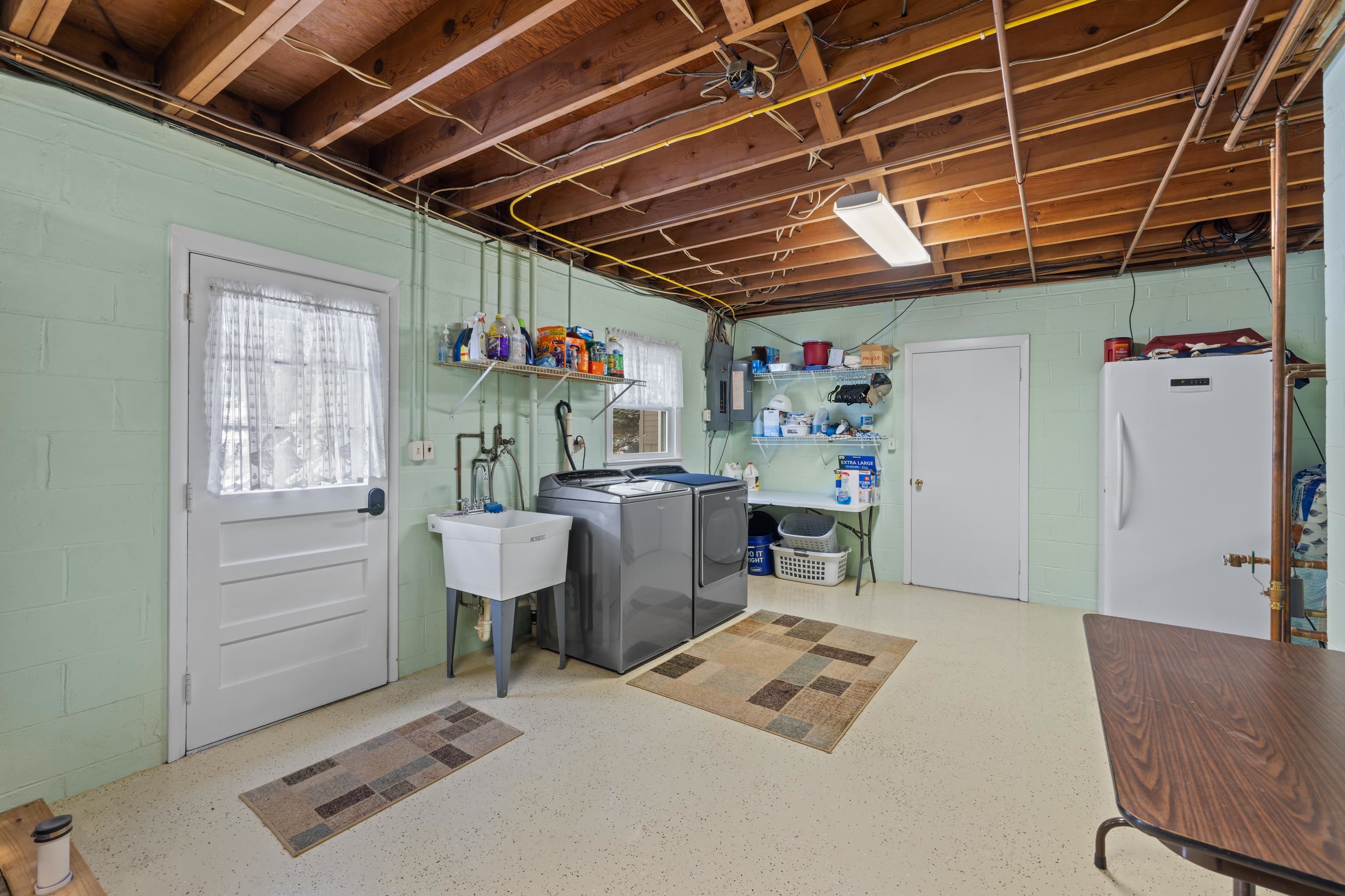 1034 Ladd Road Waynesboro, VA 22980 - Photo 41 of 74 Gallery Image 41