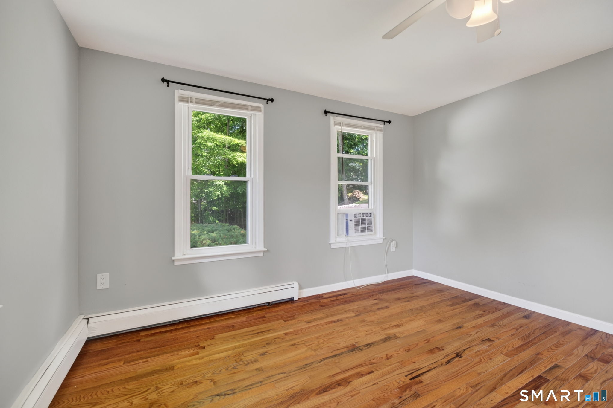 224 Anns Farm Road Hamden, CT 06518 - Photo 12 of 40 Bedroom on main floor
