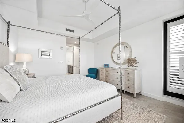 $3,100,000 | 1115 Central Avenue, Unit 557, Naples, FL 34102