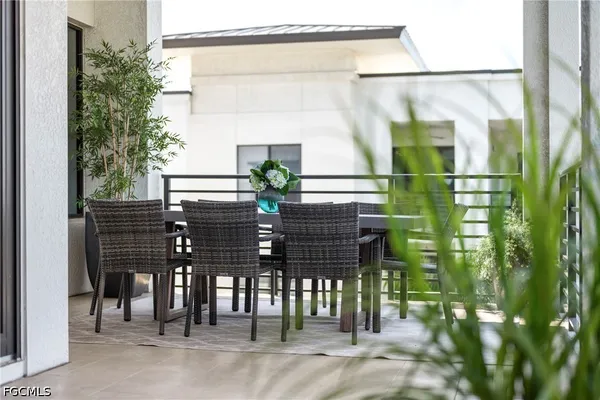 $3,100,000 | 1115 Central Avenue, Unit 557, Naples, FL 34102