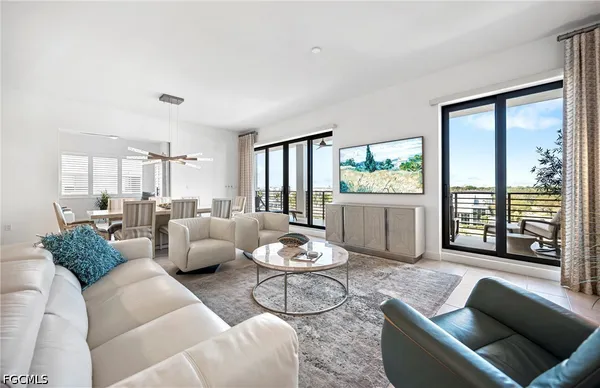 $3,100,000 | 1115 Central Avenue, Unit 557, Naples, FL 34102