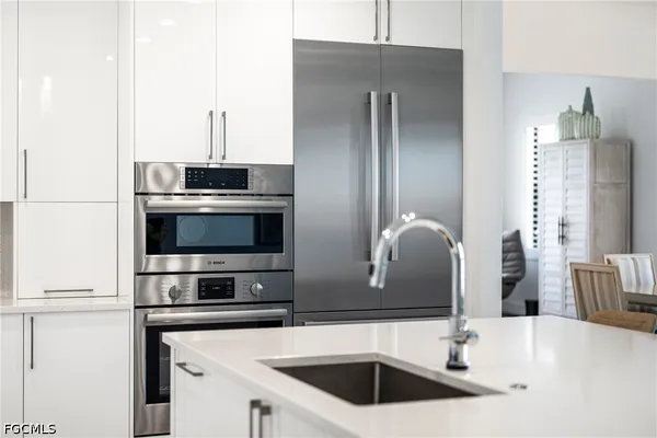 $3,100,000 | 1115 Central Avenue, Unit 557, Naples, FL 34102