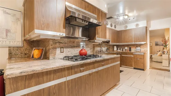 $1,400,000 | 13920 North Miami Avenue, Miami, FL 33168