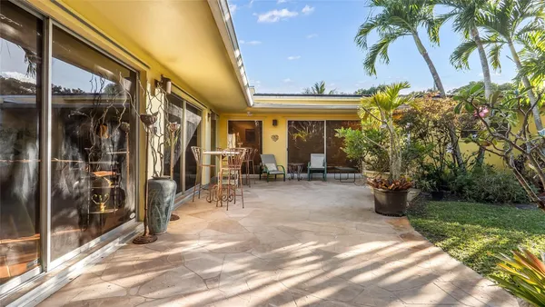 $1,400,000 | 13920 North Miami Avenue, Miami, FL 33168