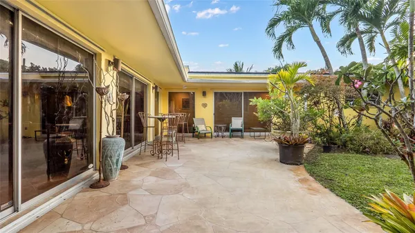 $1,400,000 | 13920 North Miami Avenue, Miami, FL 33168