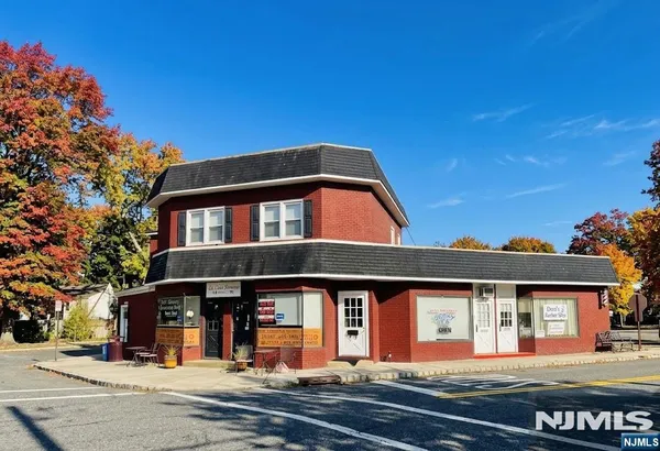$2,500 | 34 Elm Street, Harrington Park, NJ 07640