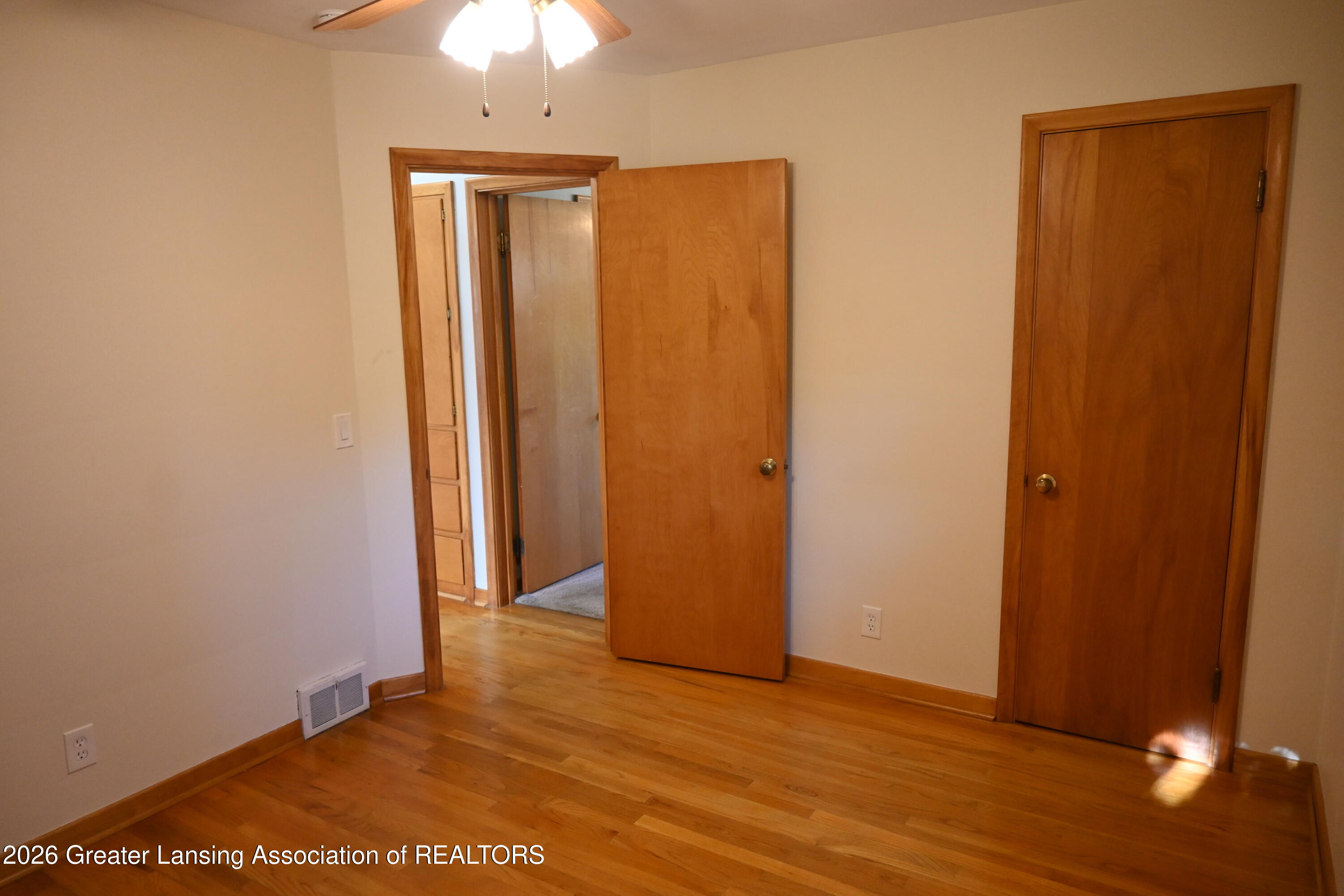2510 Chatham Road Lansing, MI 48910 - Photo 12 of 24 C0F777FB-00A4-4FFC-B98D-9D1015E6AB59