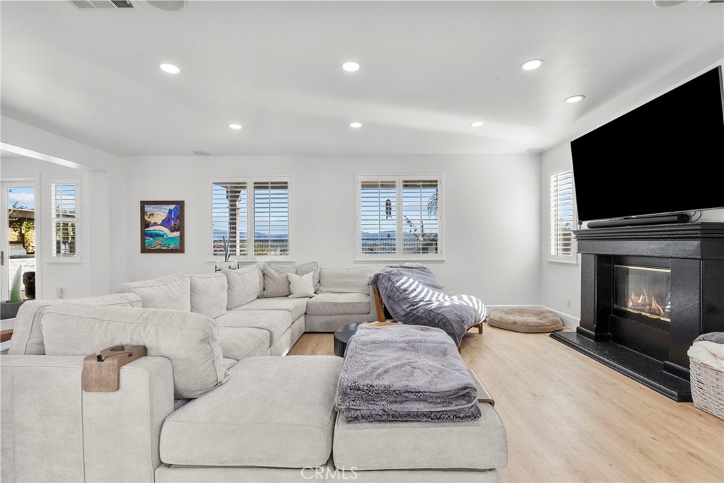 29228 Las Brisas Road Valencia, CA 91354 - Photo 25 of 75