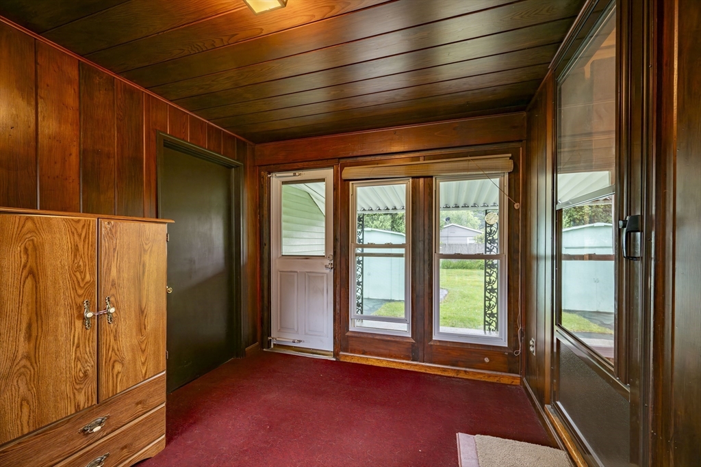 31 Birch Hill Road Northampton, MA 01062 - Photo 17 of 21 Gallery Image 17