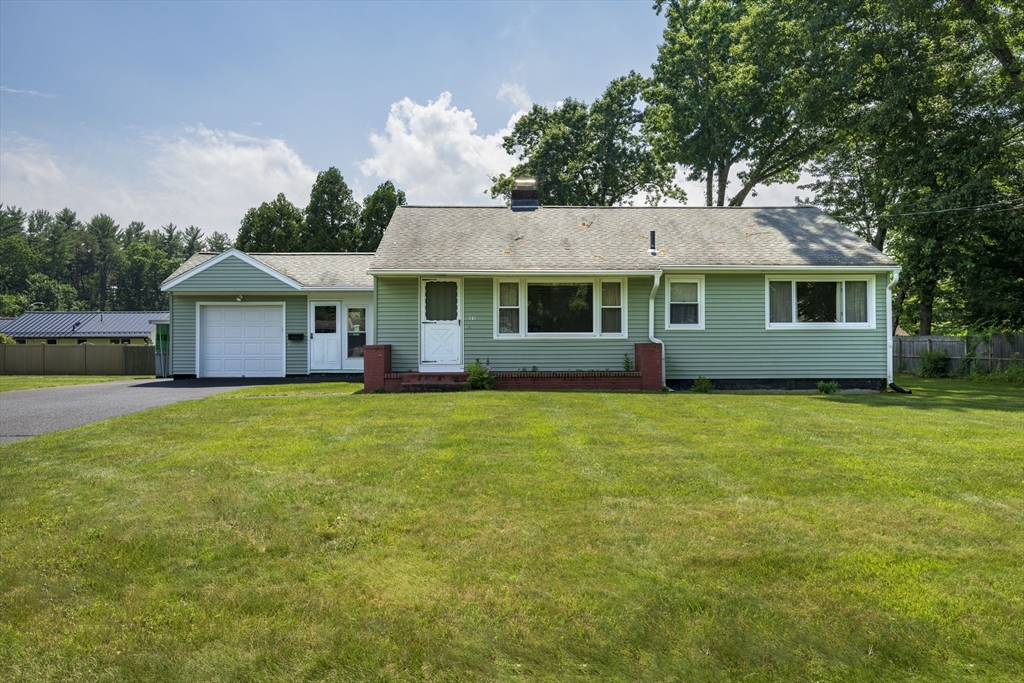 31 Birch Hill Road Northampton, MA 01062 - Photo 2 of 21 Gallery Image 2