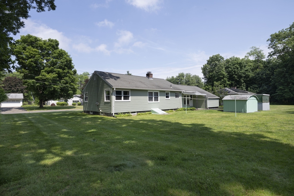 31 Birch Hill Road Northampton, MA 01062 - Photo 3 of 21 Gallery Image 3