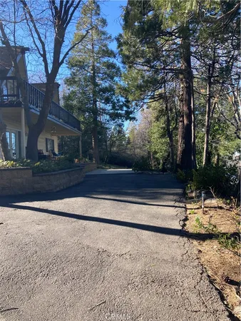 $2,400 | 180 Weisshorn Drive, Crestline, CA 92325
