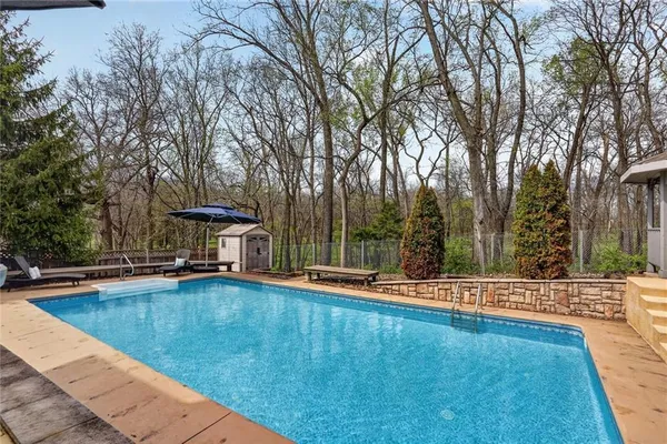 $525,000 | 12914 West 69th Street, Shawnee, KS 66216