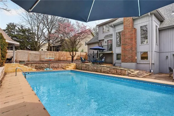 $525,000 | 12914 West 69th Street, Shawnee, KS 66216