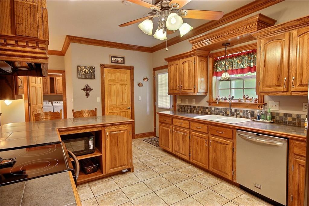 39381 Howes Cemetery Road Ponchatoula, LA 70454 - Photo 10 of 32 Gallery Image 10