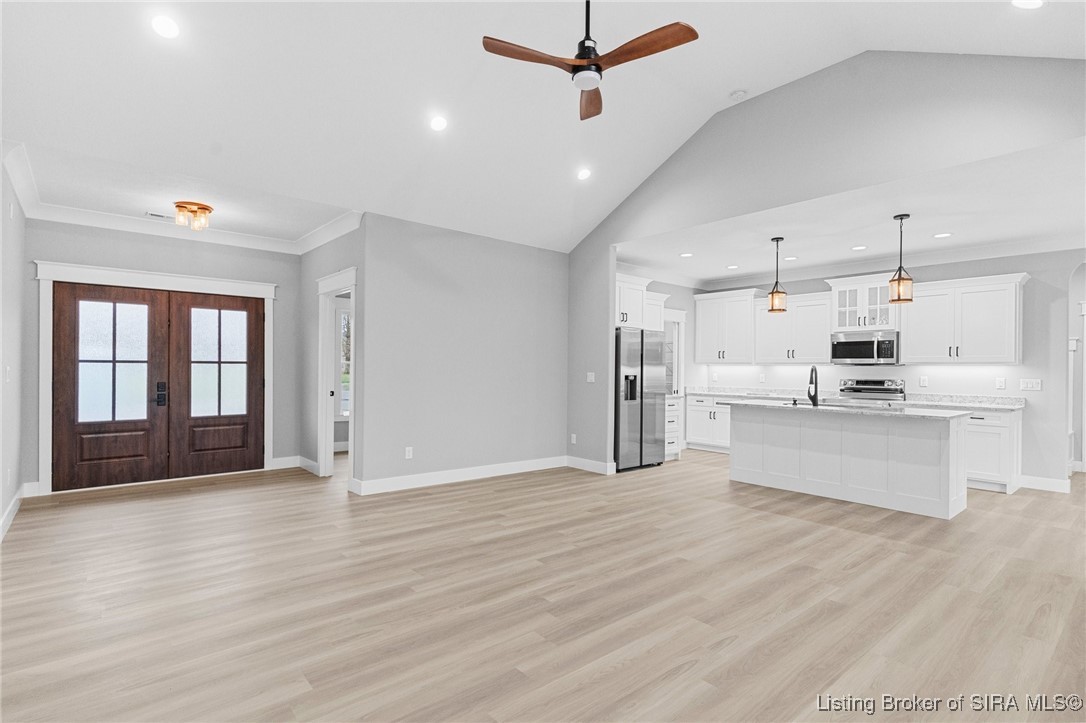 41 Packet Boulevard Vevay, IN 47043 - Photo 3 of 35