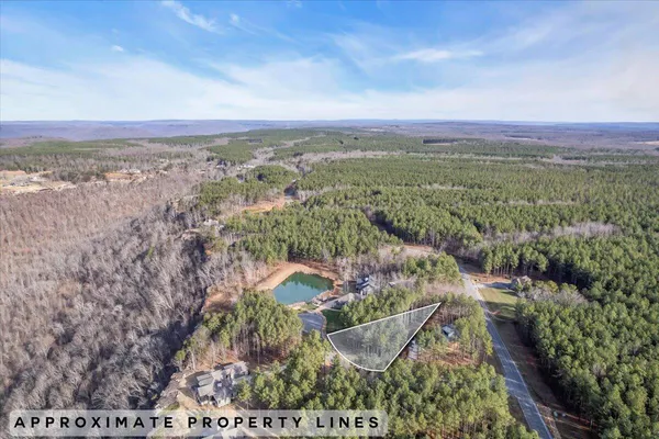 $65,000 | 220 Moonshine Drive, Unit JF24, Jasper, TN 37347