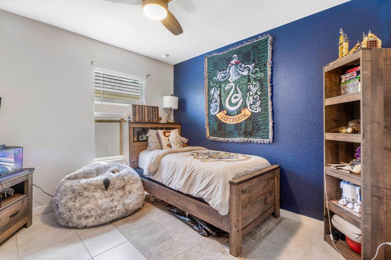 6846 Mitchell Street Jupiter, FL 33458 - Photo 14 of 26 014-6846MitchellStreet-Jupiter-FL-33458-