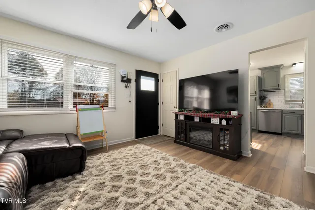 $365,000 | 255 Wildwood Drive, Unit 8, Bristol, TN 37620