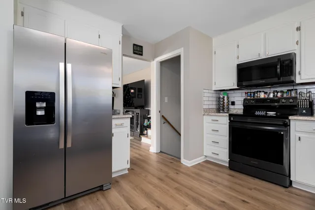 $365,000 | 255 Wildwood Drive, Unit 8, Bristol, TN 37620