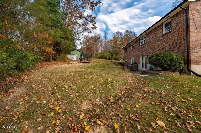 $365,000 | 255 Wildwood Drive, Unit 8, Bristol, TN 37620