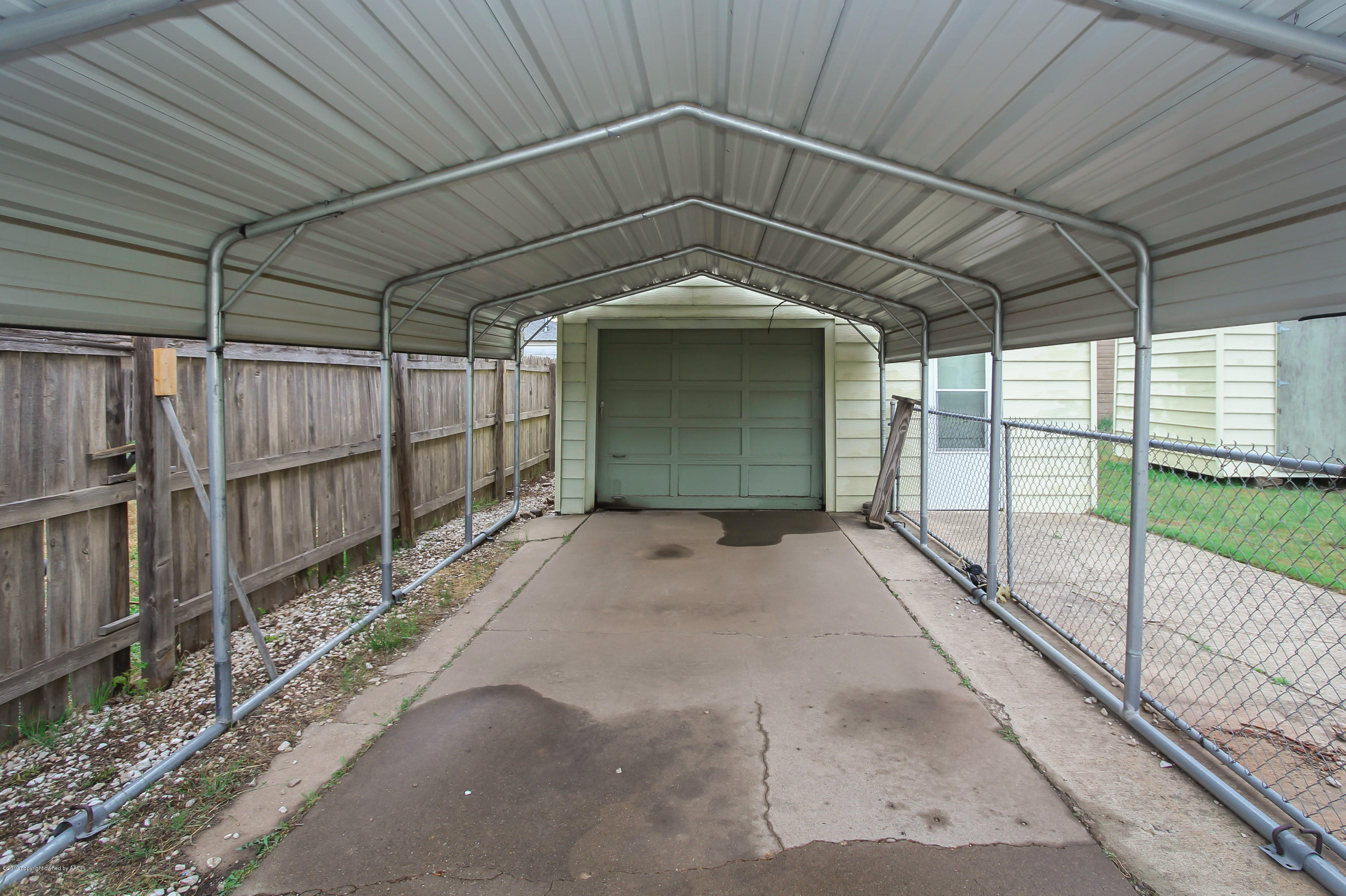 3609 South Lipscomb Street Amarillo, TX 79110 - Photo 27 of 28 a view of a backyard