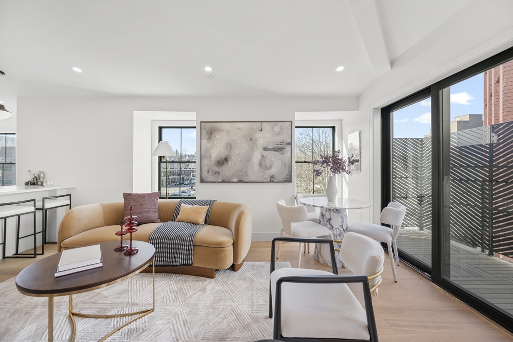 20 Whitney Road, Unit 7 Quincy, MA 02169 - Photo 4 of 9