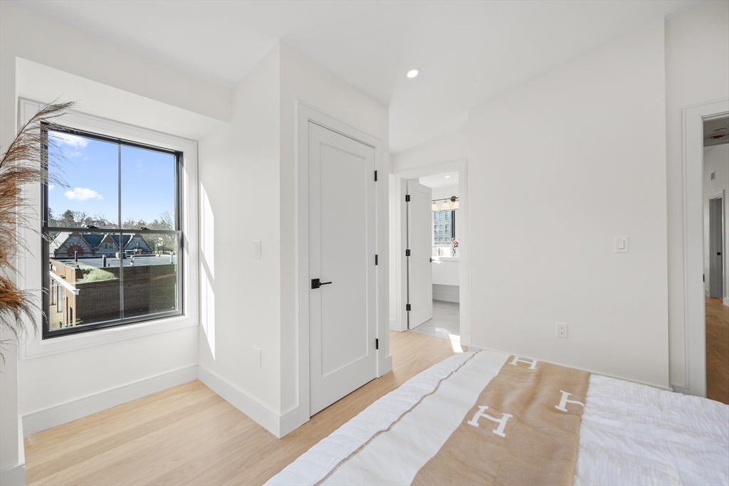 20 Whitney Road, Unit 7 Quincy, MA 02169 - Photo 7 of 9