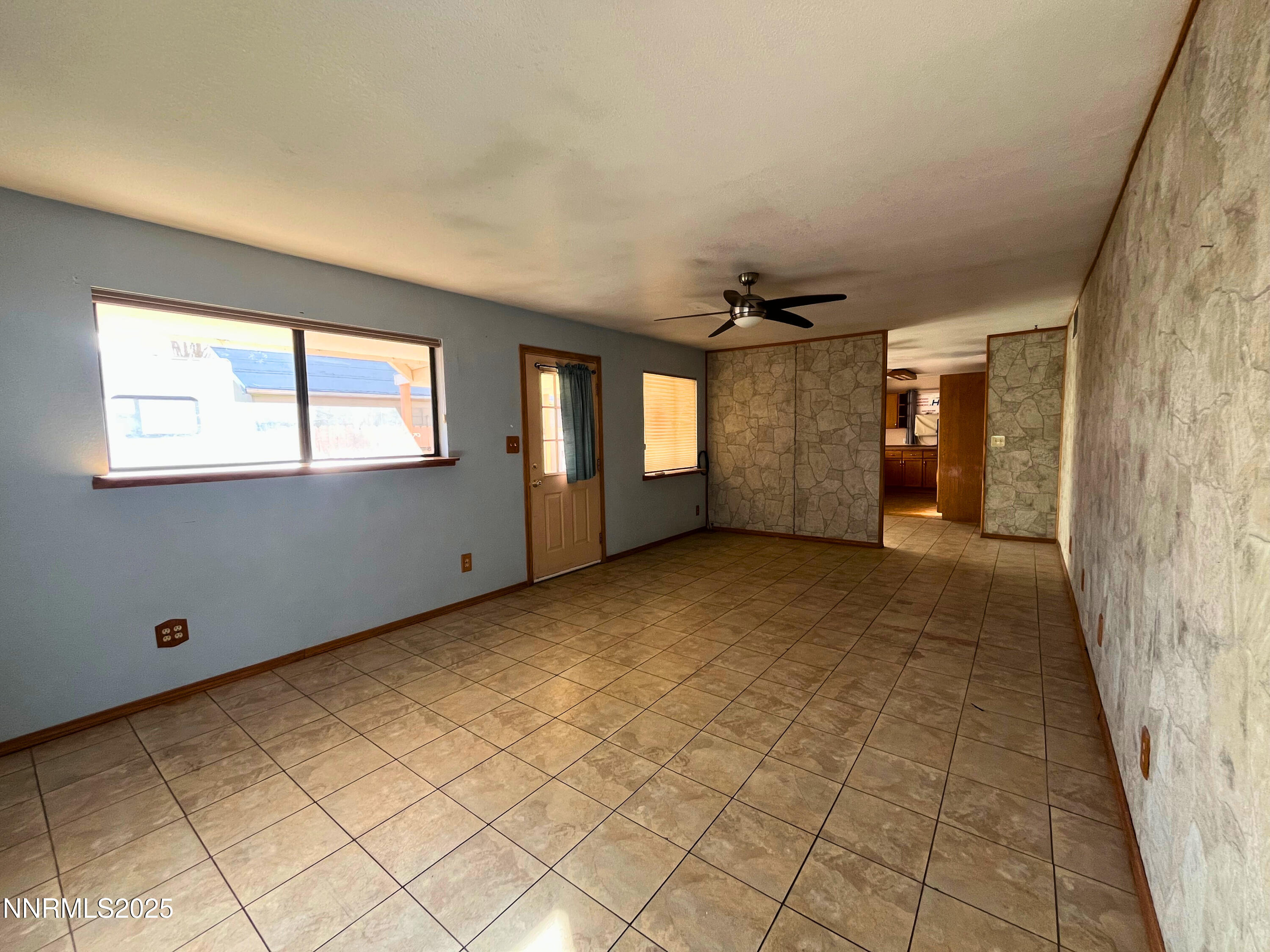 645 K Street Hawthorne, NV 89415 - Photo 2 of 16