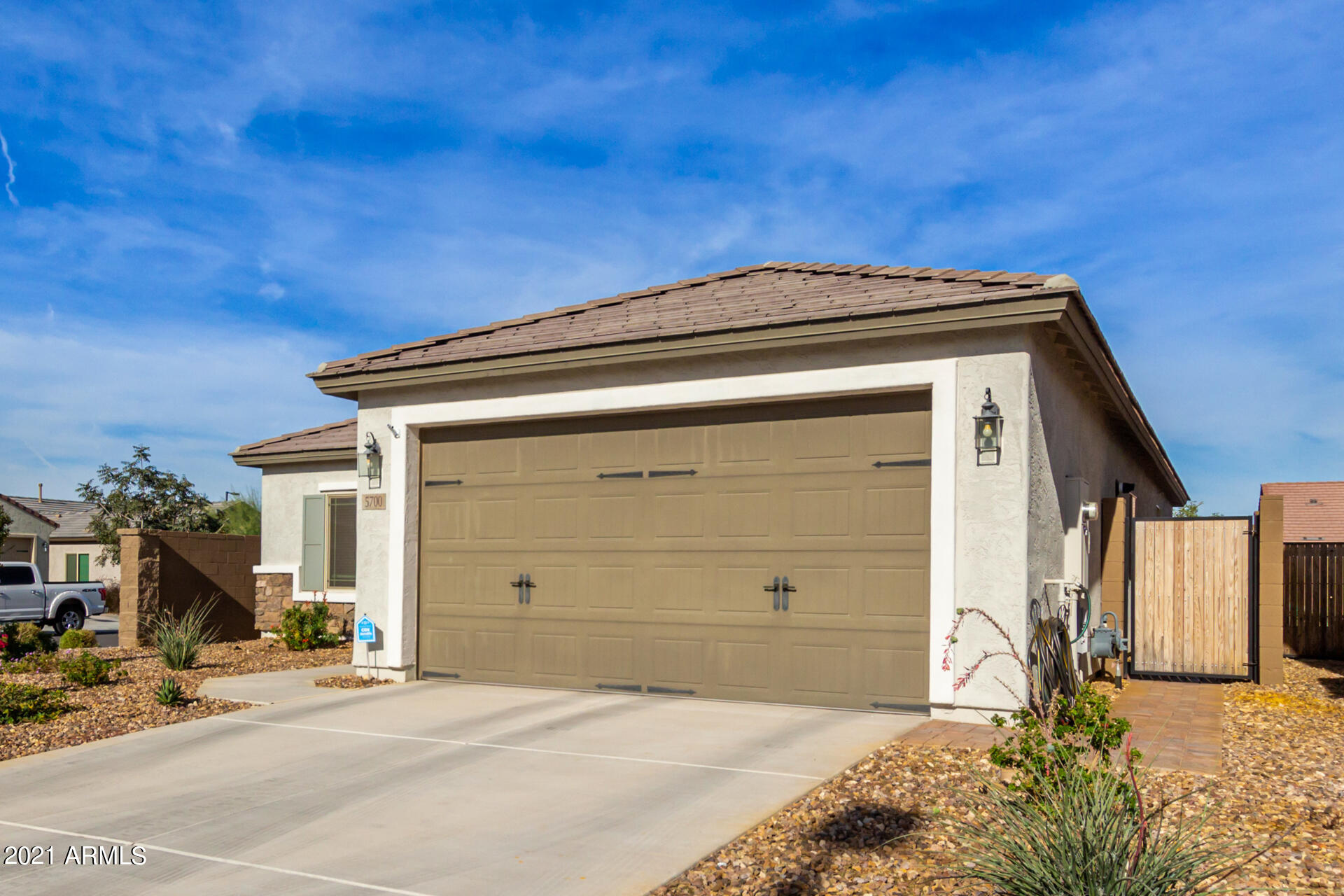 5700 West Valor Way Florence, AZ 85132 - Photo 3 of 38 07-Valor
