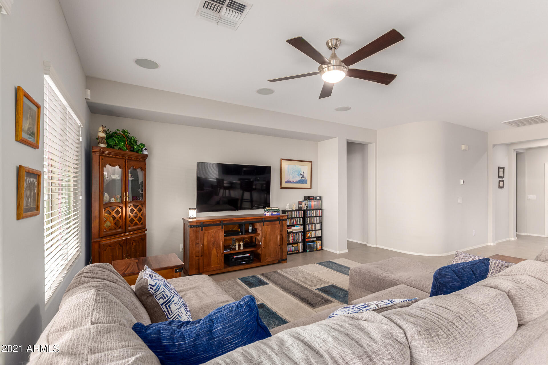 5700 West Valor Way Florence, AZ 85132 - Photo 6 of 38 10-Valor