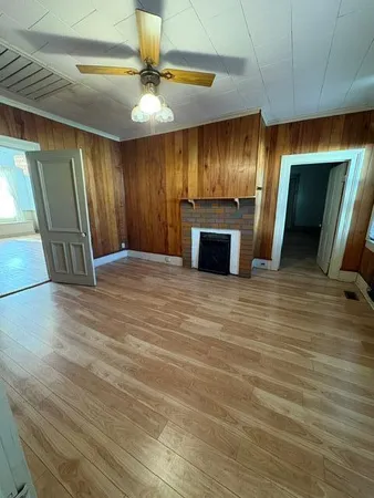 $159,900 | 227 North Church Street, Manning, SC 29102