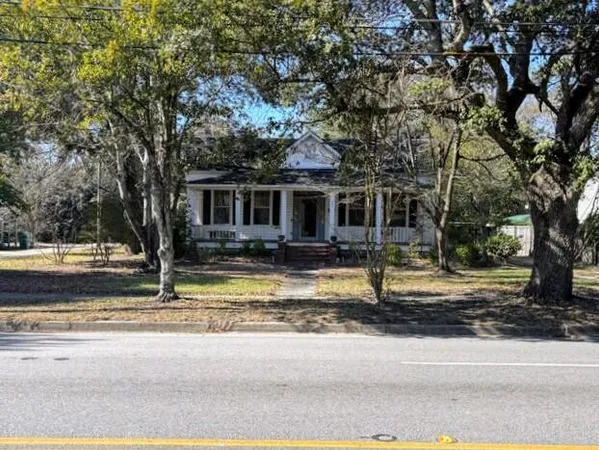 $159,900 | 227 North Church Street, Manning, SC 29102