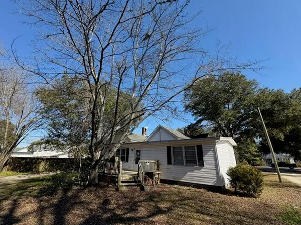 $159,900 | 227 North Church Street, Manning, SC 29102