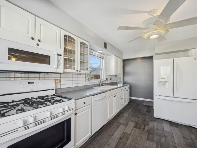 $429,900 | 1215 West Sigwalt Street, Arlington Heights, IL 60005