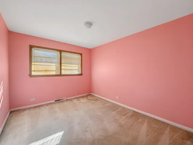 $429,900 | 1215 West Sigwalt Street, Arlington Heights, IL 60005